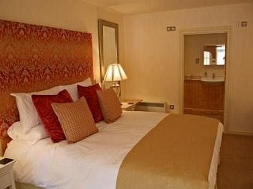 Brace Of Pheasants Hotell Alton Pancras Eksteriør bilde
